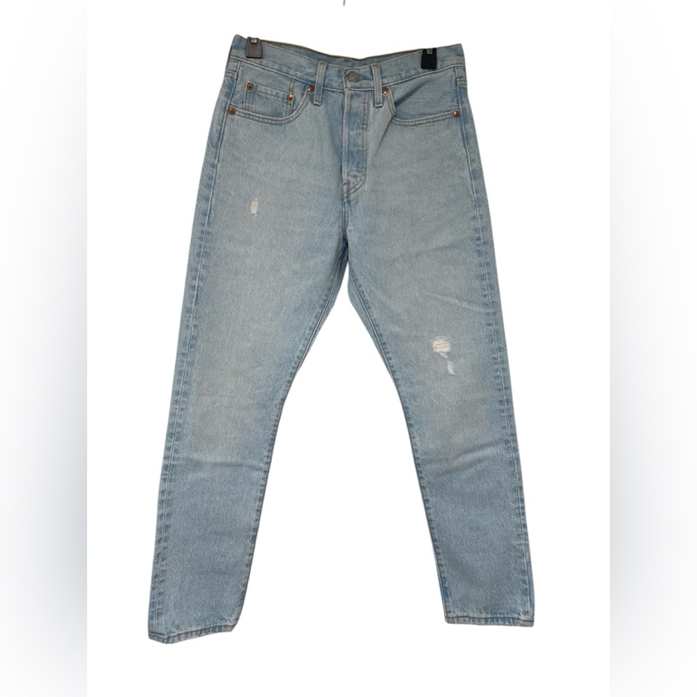 Levi's Light Blue Distressed 501  Jeans GUC 27